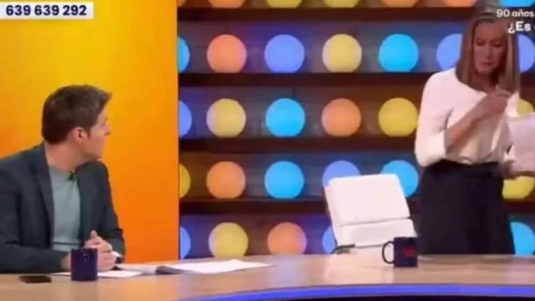 Jornalista abandona programa ao vivo após acusar abuso de apresentador: ‘De novo’