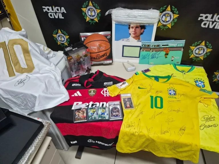 Polícia recupera acervo esportivo raro de R$ 450 mil em shopping no RJ