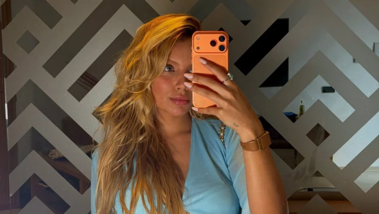 Gabriely Miranda exibe barriguinha de grávida em Ibiza; veja fotos