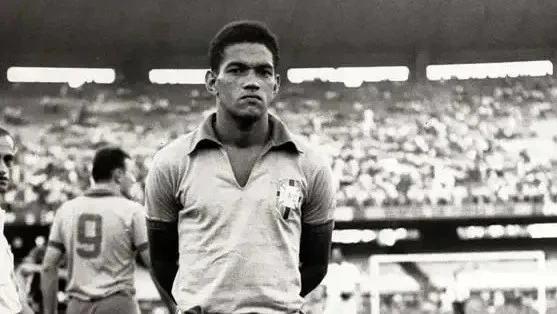 Obituário de Garrincha é publicado pelo NY Times 43 anos após a sua morte