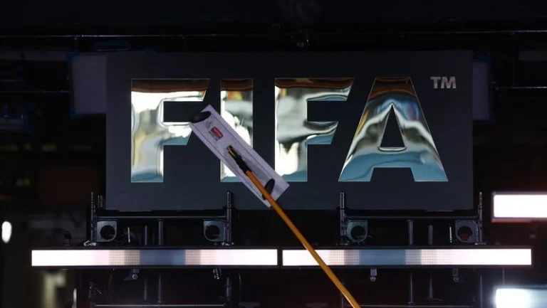 Fifa recua e mantém horários de Brasil x Noruega e México x Inglaterra