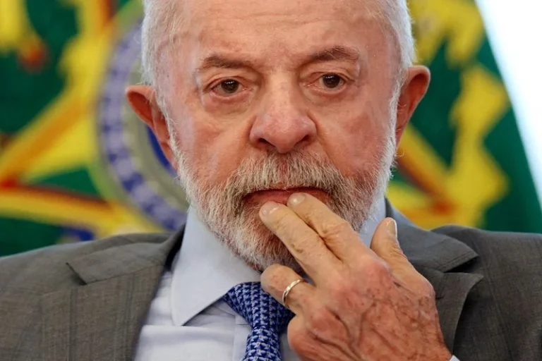 Crises reacendem temor no Planalto de interferência externa nas eleições