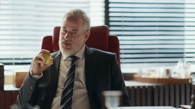 Quem Ama Cuida: Ademir perde tudo com vingança de Adriana