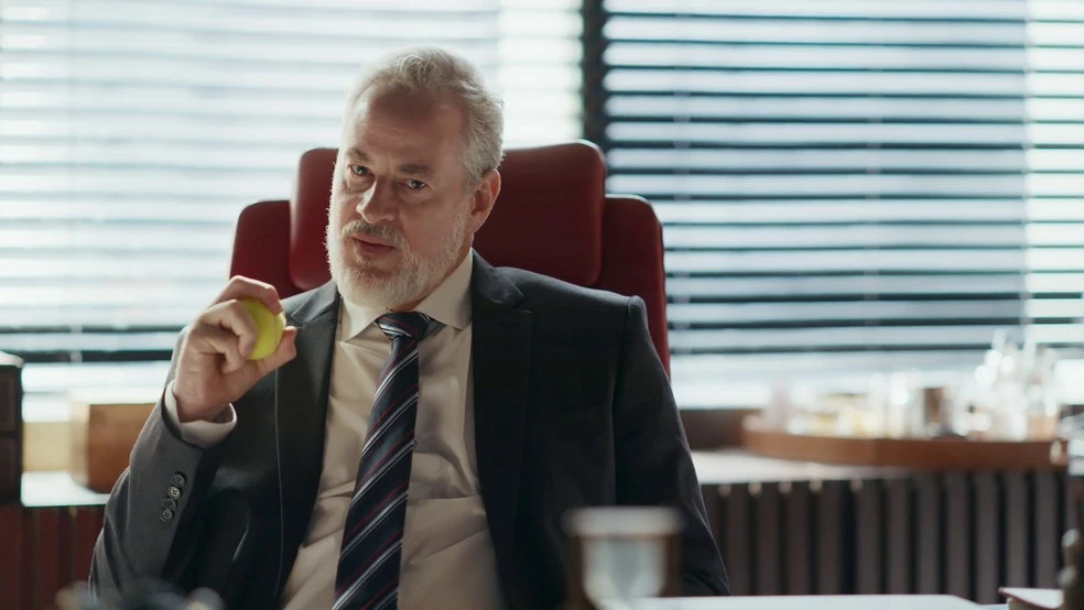 Quem Ama Cuida: Ademir perde tudo com vingança de Adriana