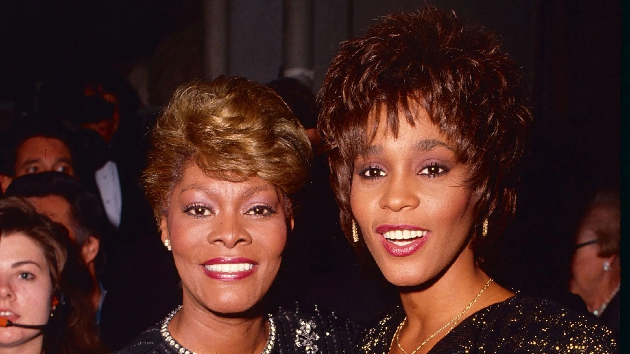 Dionne Warwick compartilha memória ao lembrar da prima, Whitney Houston