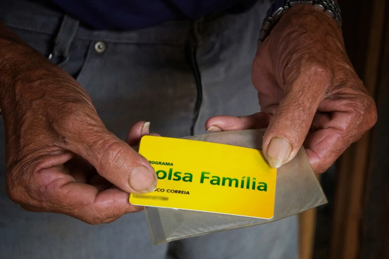 Bolsa Família de agosto tem pagamentos iniciados; veja calendário