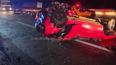 Motorista que causou acidente na Anhanguera estava embriagado e é preso