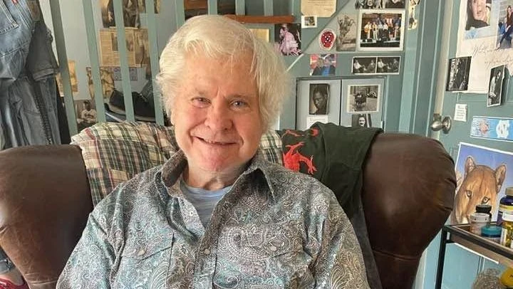 Ben Jones, astro de “Os Gatões” e ex-congressista, morre aos 84 anos