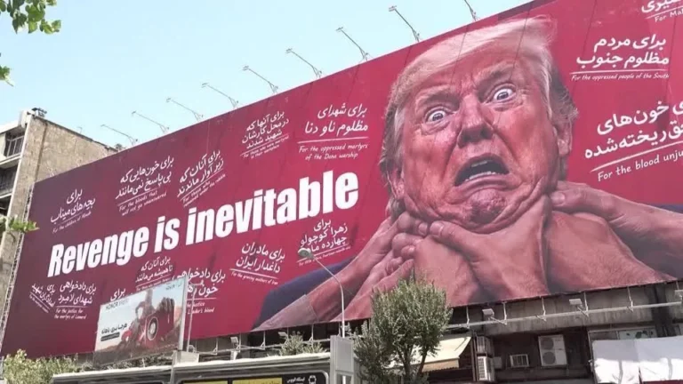 Mídia estatal do Irã ridiculariza Trump por episódio de troca de avião