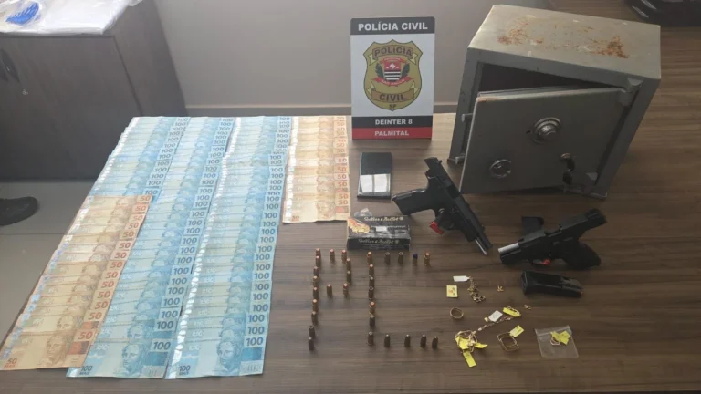 Grupo suspeito de vender armas pela internet é preso no interior de SP