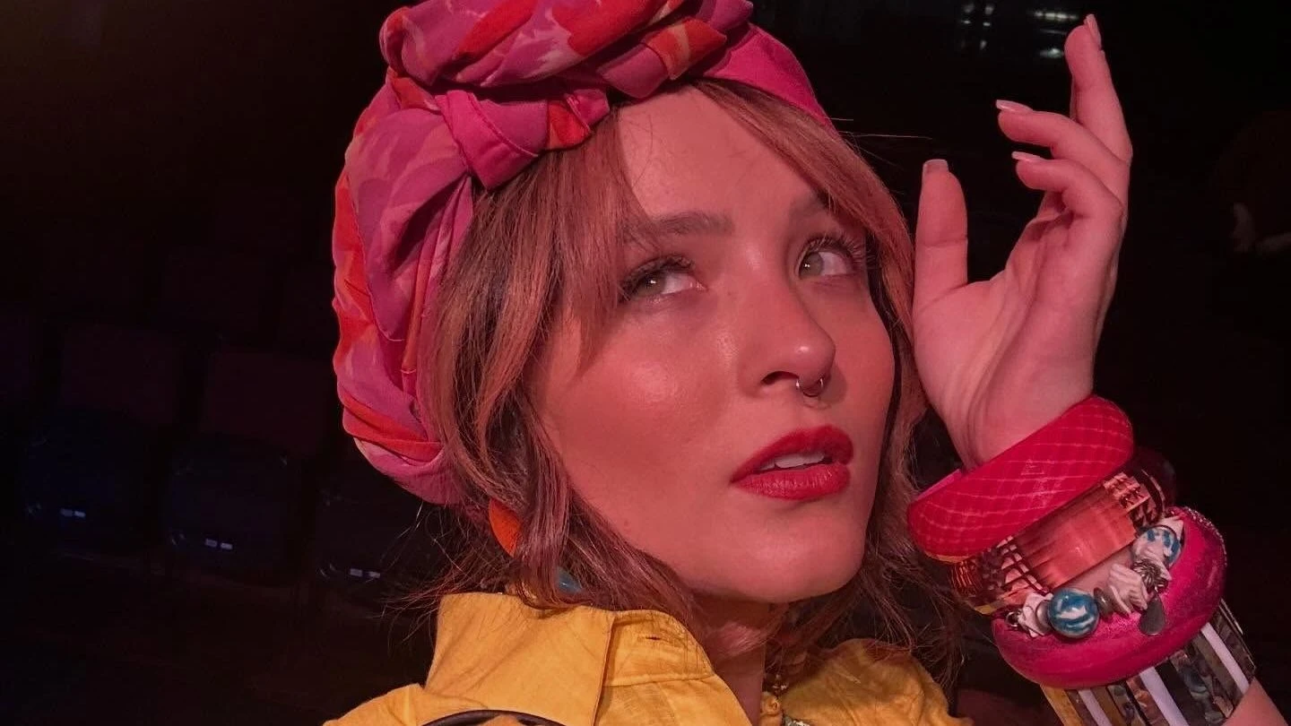 Larissa Manoela abandona cinebiografia de Carmen Miranda; entenda