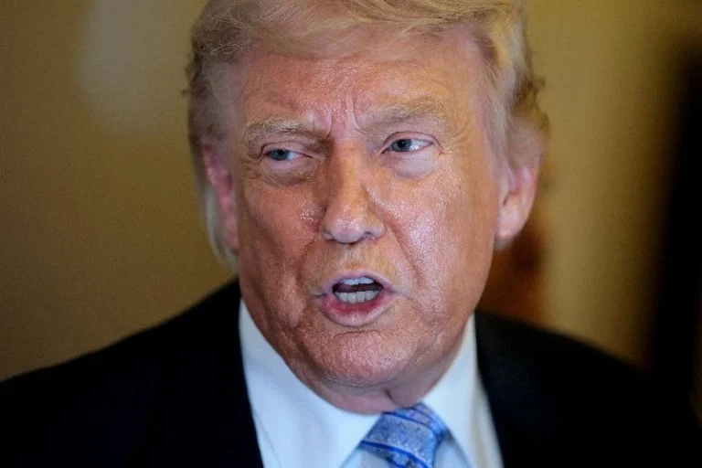 Trump diz que Irã enfrenta “crise humanitária de proporções épicas”