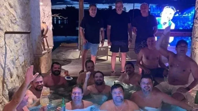 Senador pede a Alcolumbre apuração de vazamento após foto em piscina
