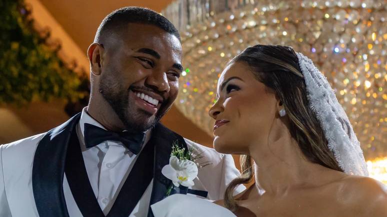 Davi Brito revela gasto milionário em casamento com Emily Araújo