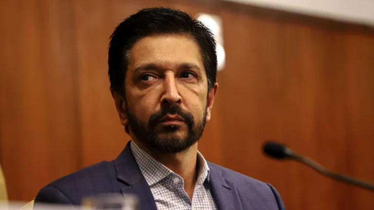 Nunes vê motivação política na atuação de Dino e diz não se intimidar