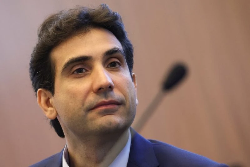 Galípolo alertou diretor sobre suspeita de pagamentos a servidores do BC
