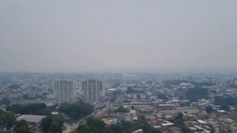 Governo anuncia novos reforços e medidas contra incêndios no Amazonas