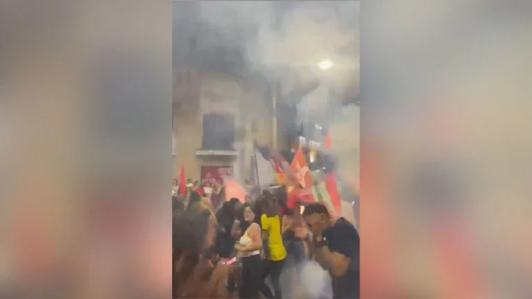 Mulher é atingida por rojão ao comemorar vitória de Lula no interior de SP