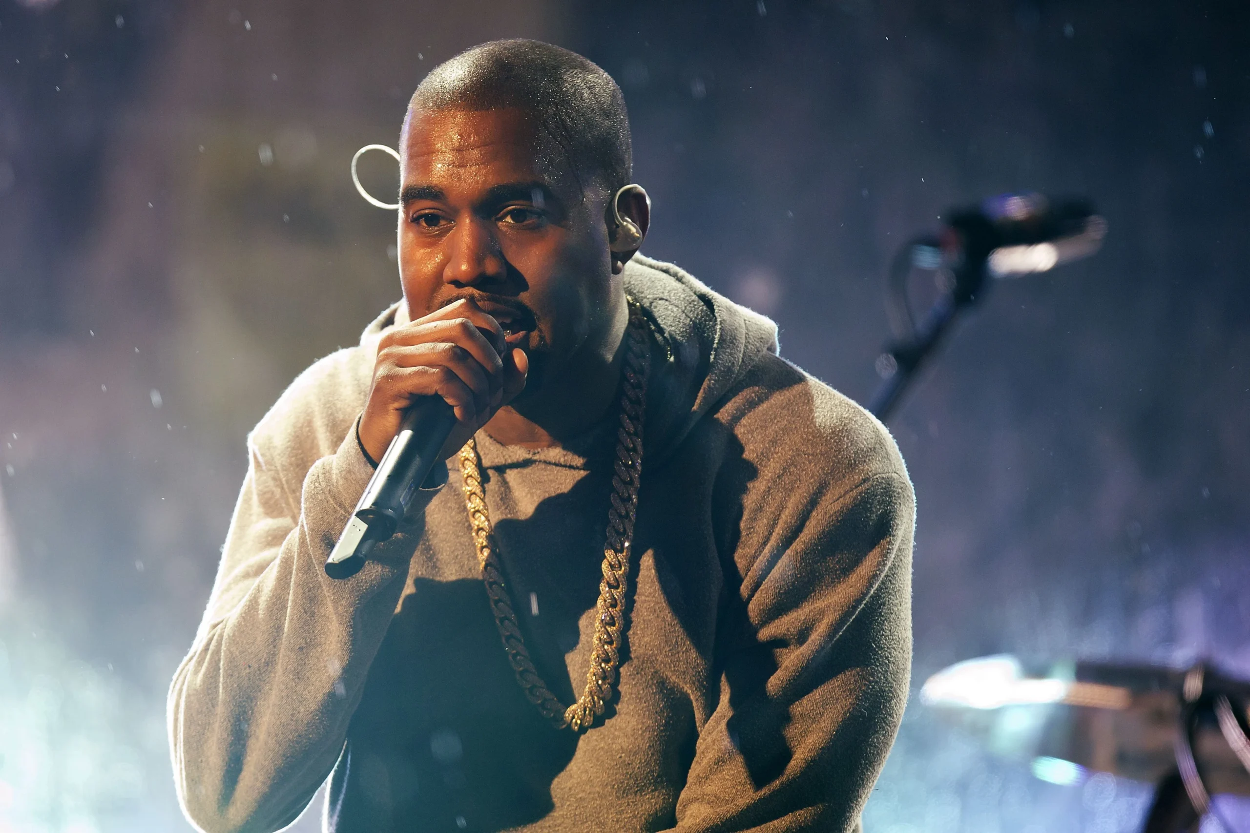 Shows de Kanye West na Rússia estão cancelados, diz organizadora