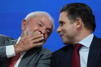Após encontro, Lula diz que Hugo Motta o 